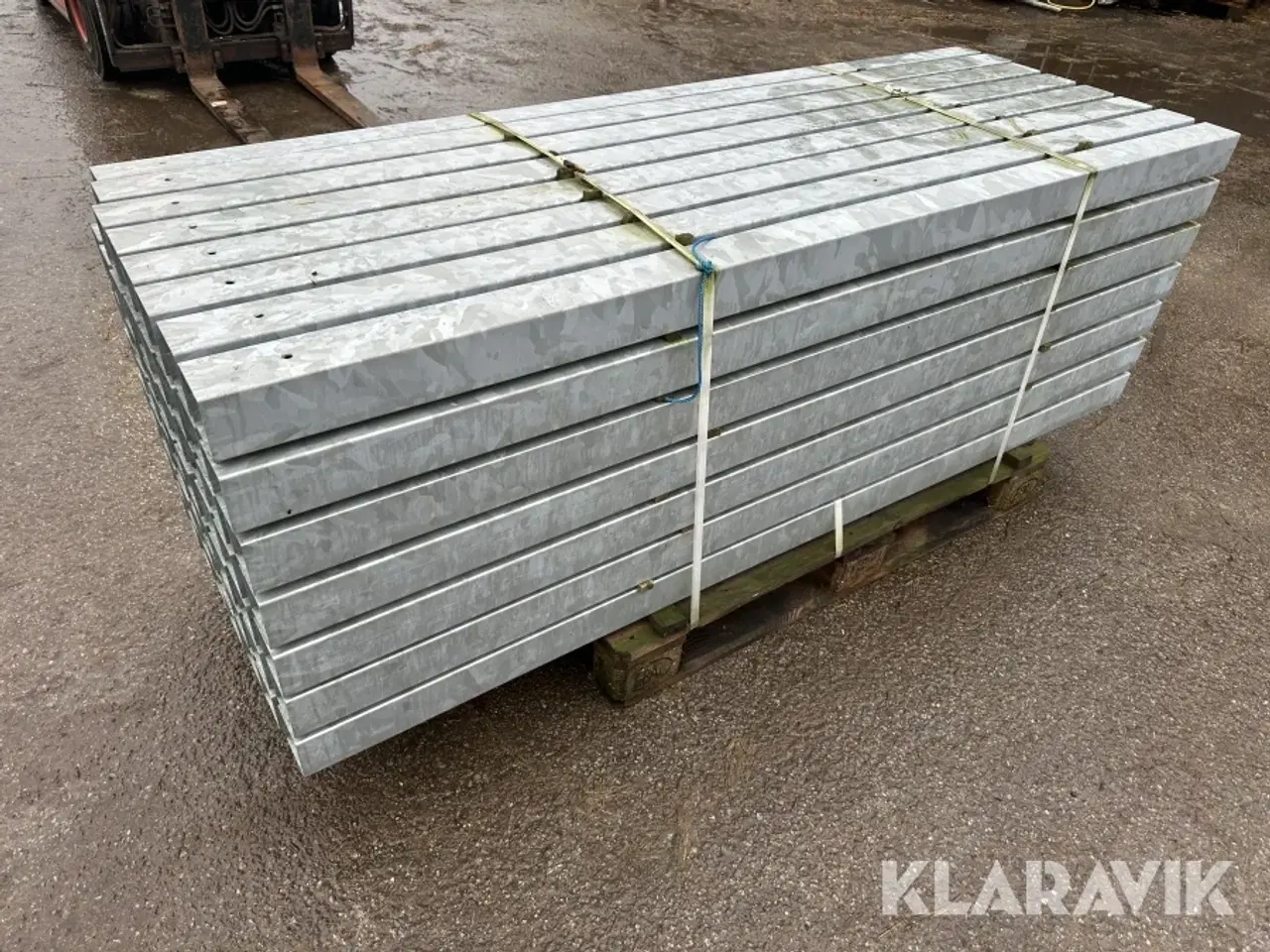 Billede 1 - Galvaniserede stolper 56 styk. 2,0m. lange