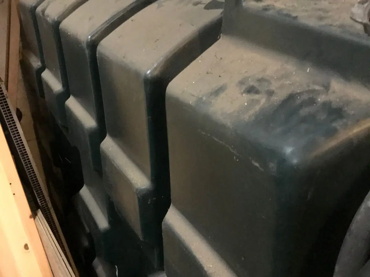 Billede 10 - Olietank 1200 L. M/ elpumpe