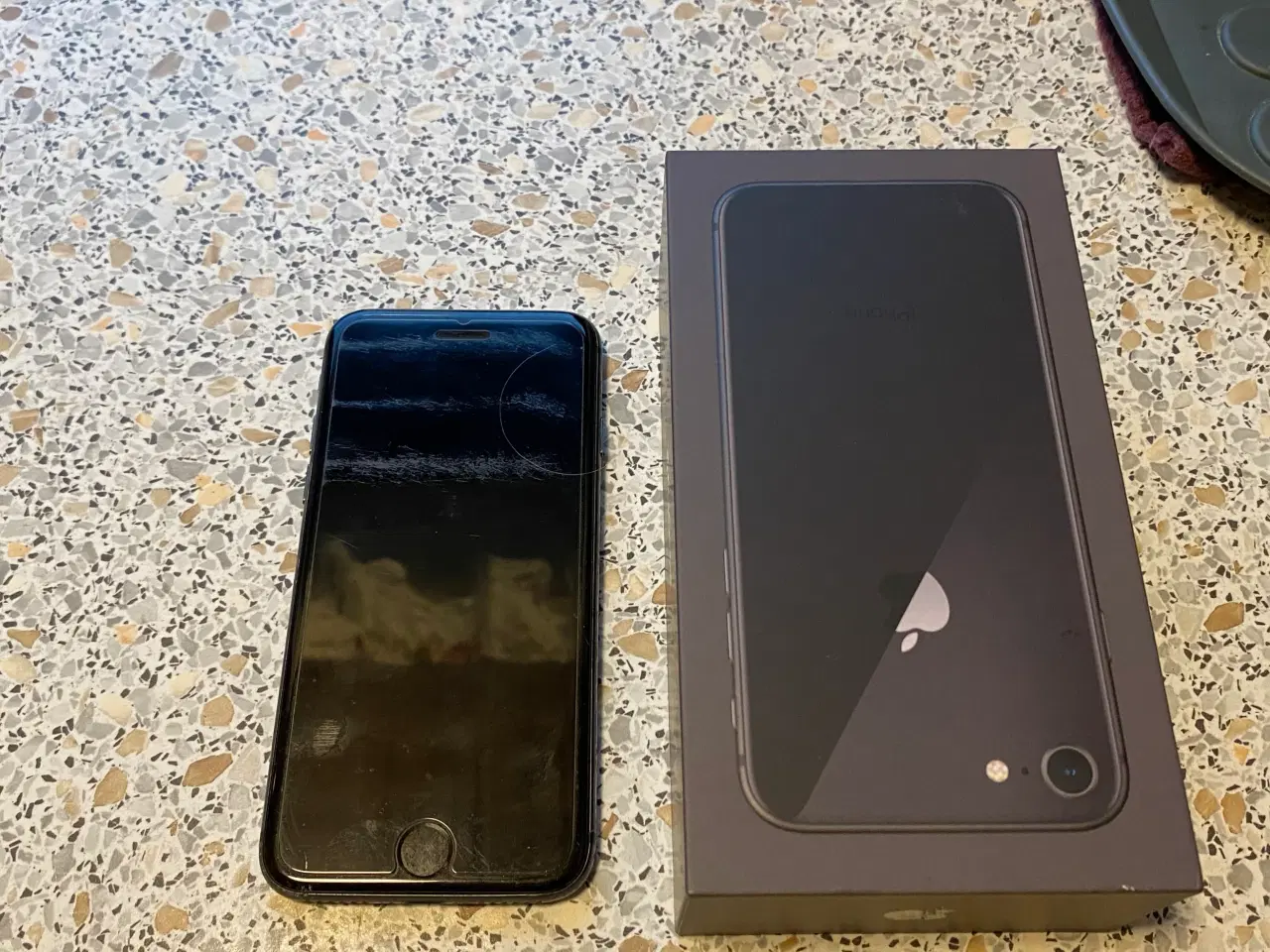 Billede 3 - iPhone 8 64 gb