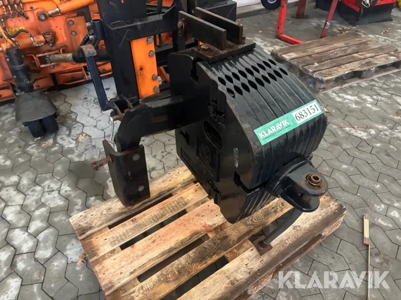 Billede 7 - Vægtramme + klodser New Holland