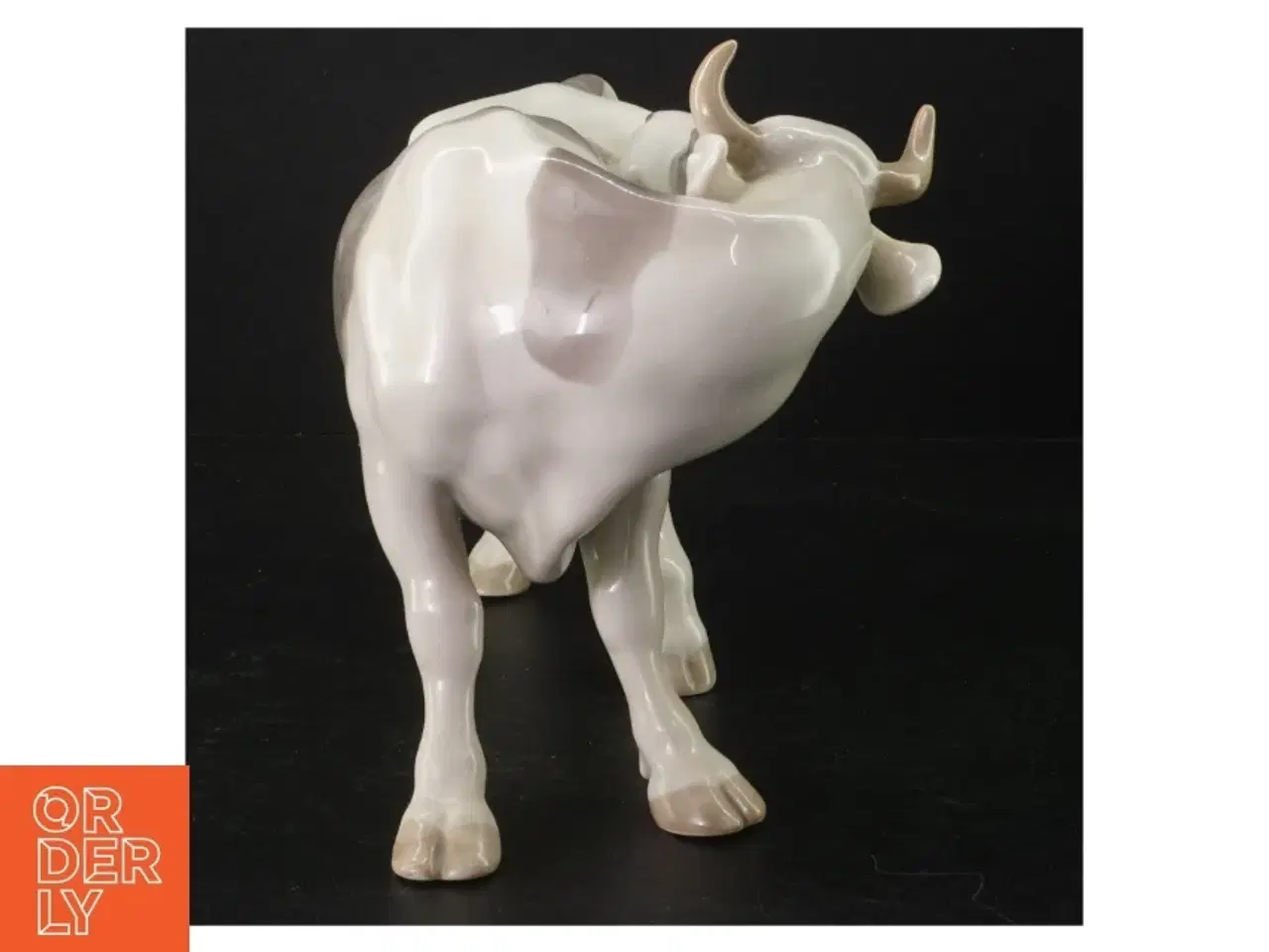 Billede 4 - Porcelænsfigur af ko fra B&G (str. 23 cm)