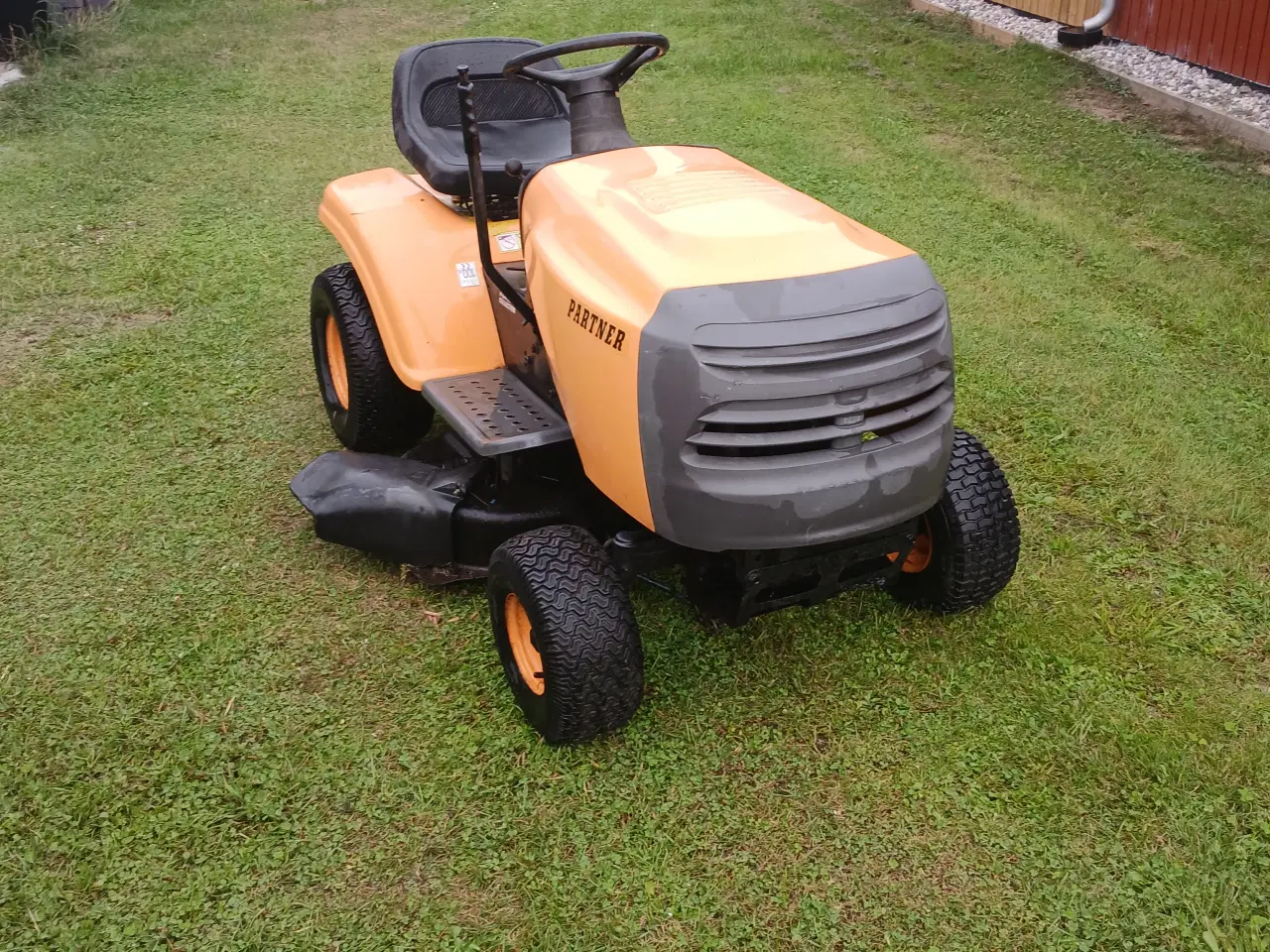 Billede 6 - Partner plænetraktor 