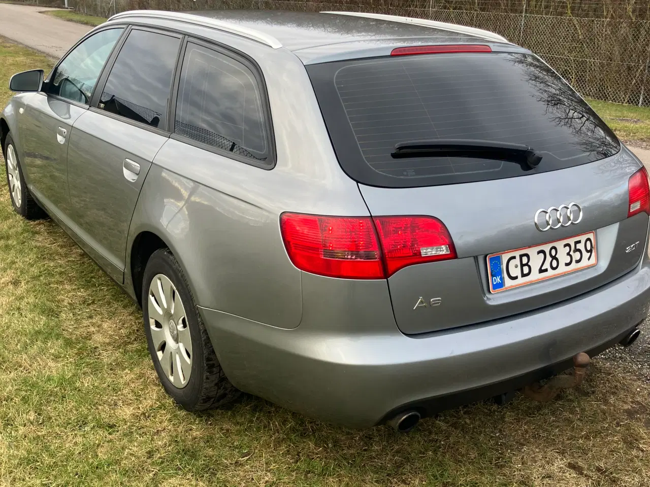 Billede 3 - Velholdt stationcar