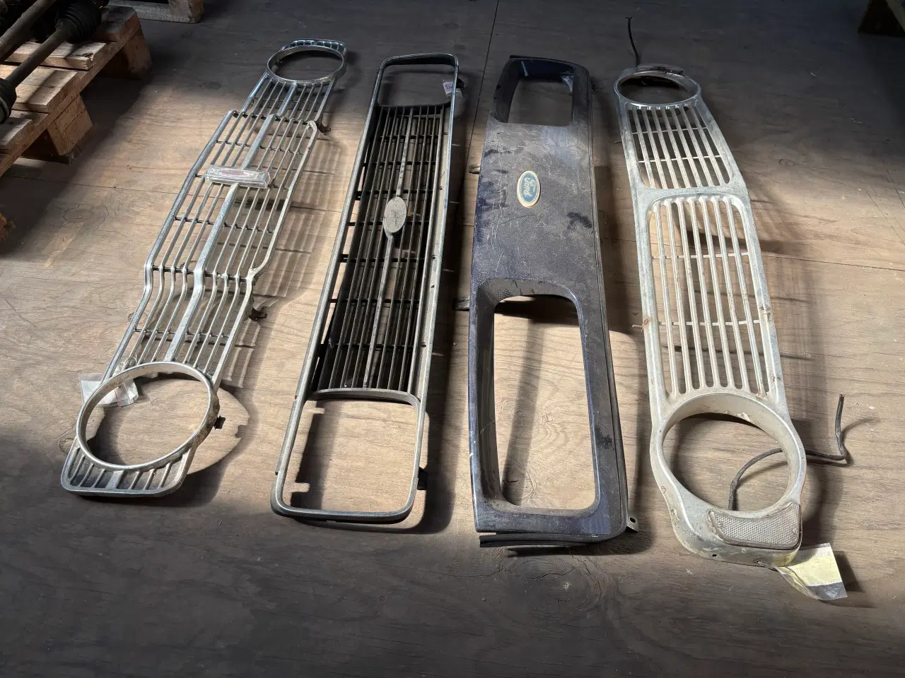 Billede 3 - Frontgitre til veteranbiler - Ford og Volvo