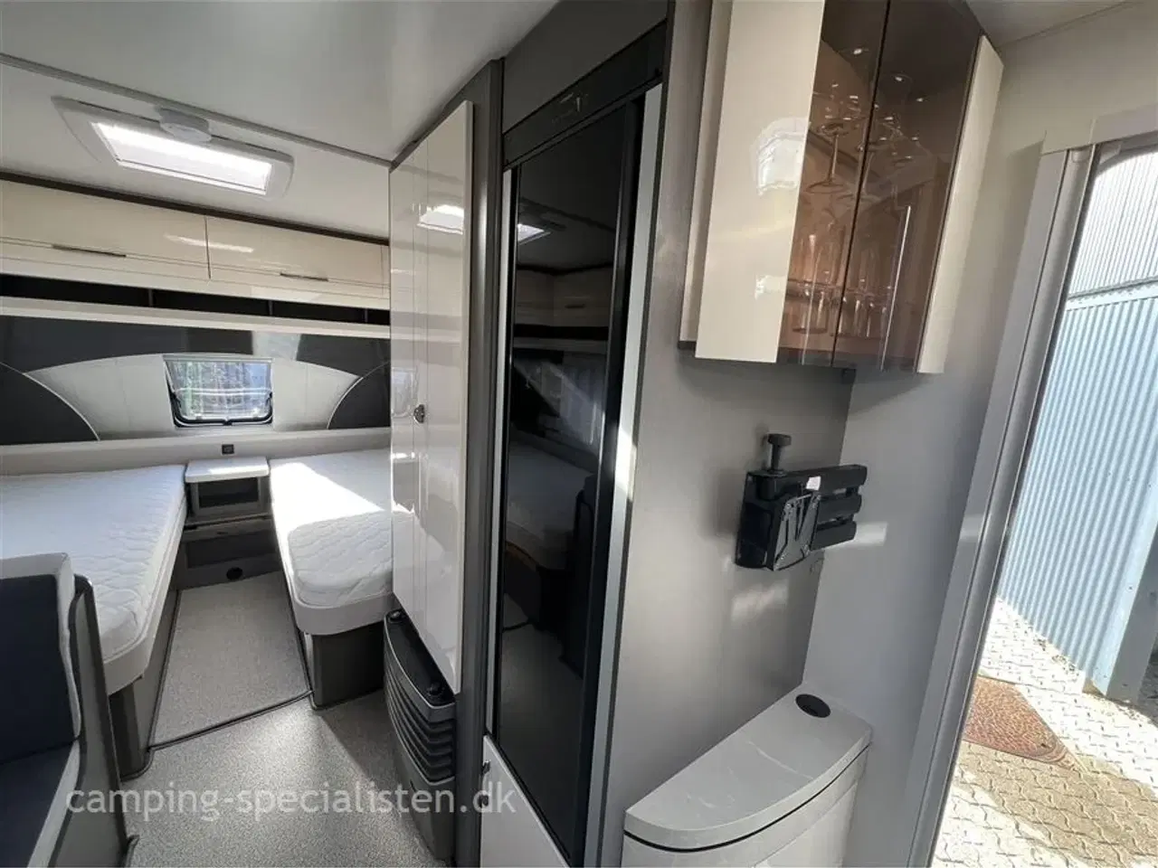 Billede 8 - 2023 - Hobby Excellent 460 SL   2023 Hobby 460 SL Excellent - Se den nu hos Camping-Specialisten.dk