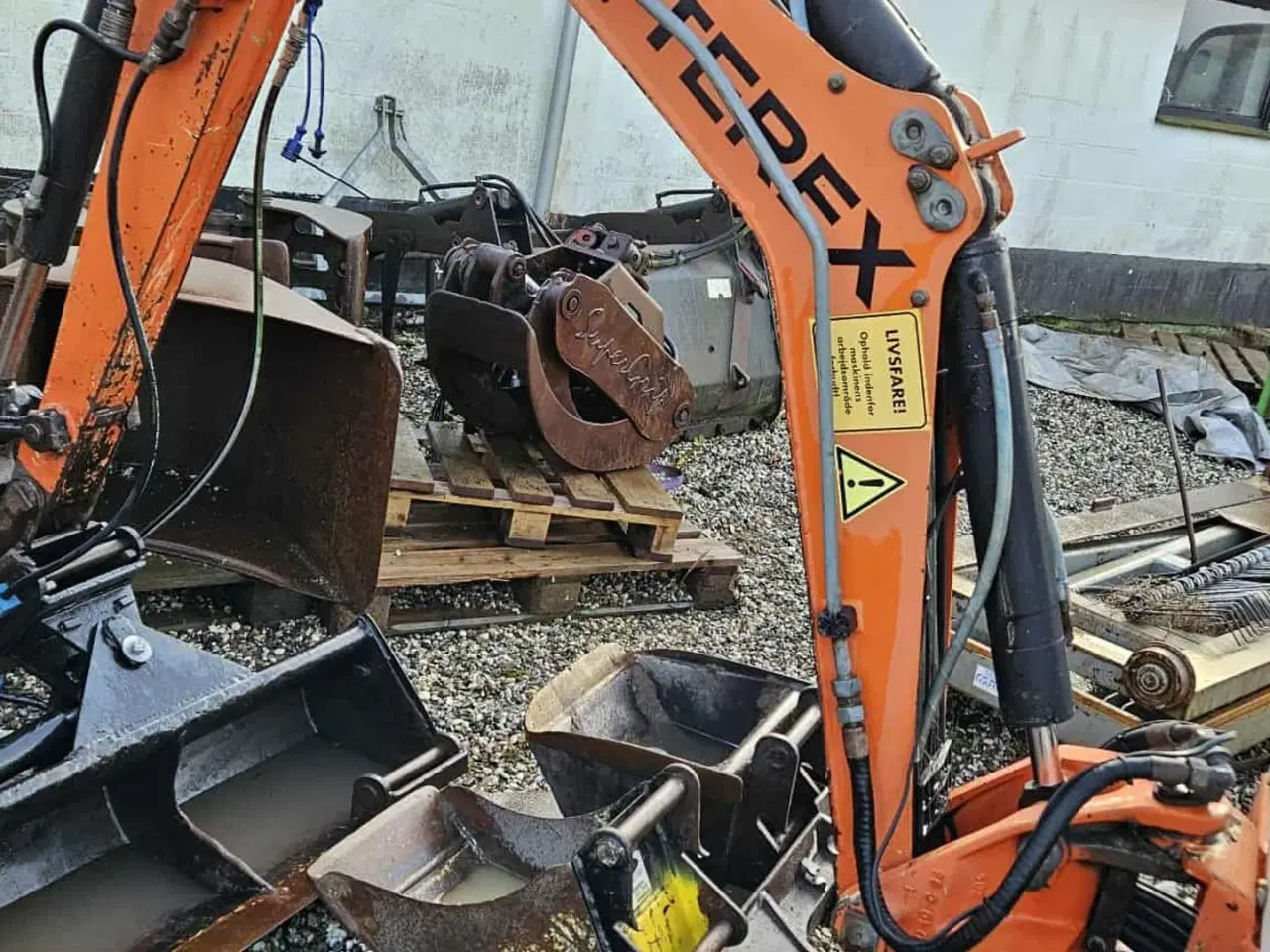 Billede 5 - Terex HR 1.6 / MOMSFRI / 4600 timer / skovlsæt