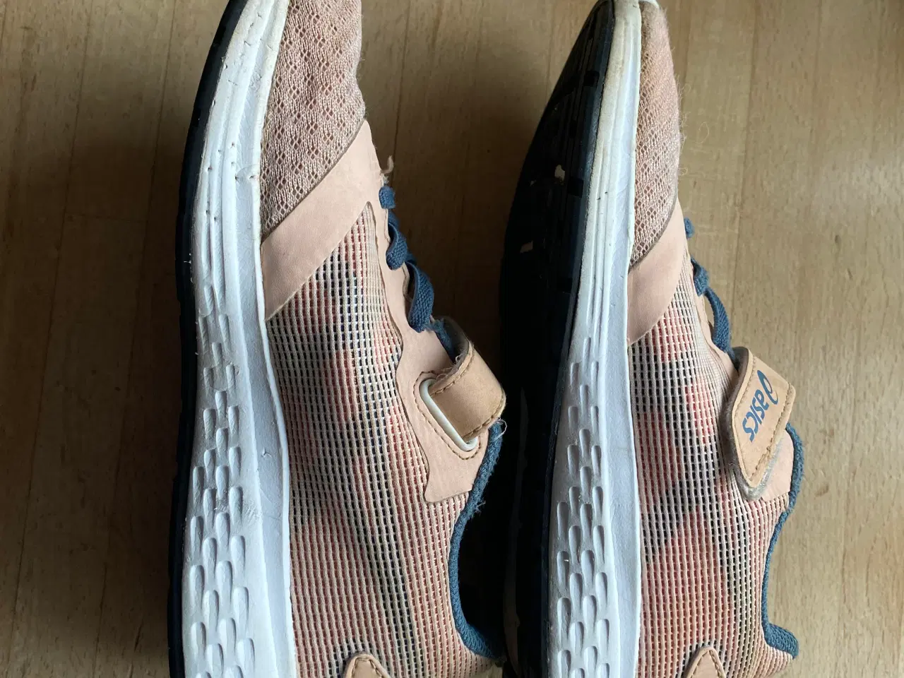 Billede 3 - Asics kondisko 32, Nike kondisko 32 