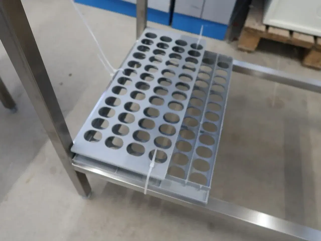 Billede 4 - Rustfri stålbord 100x65xH90cm