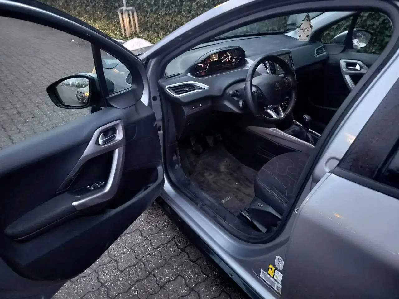 Billede 8 - Peugeot 2008 med ny tandrem 