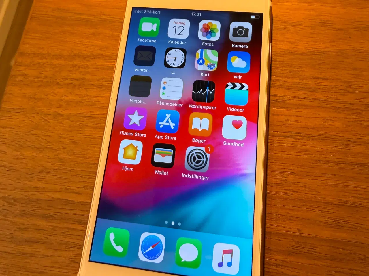 Billede 1 - Jeg sælger en iPhone 6s – 128GB i rosegold. 