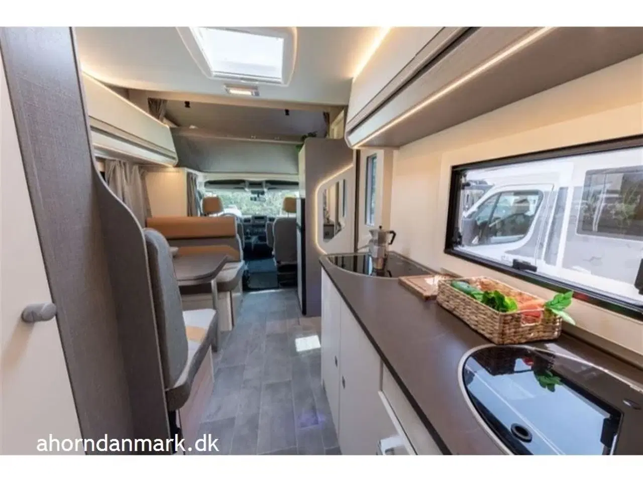 Billede 9 - 2025 - Ahorn Canada AD   Canada AD 2024