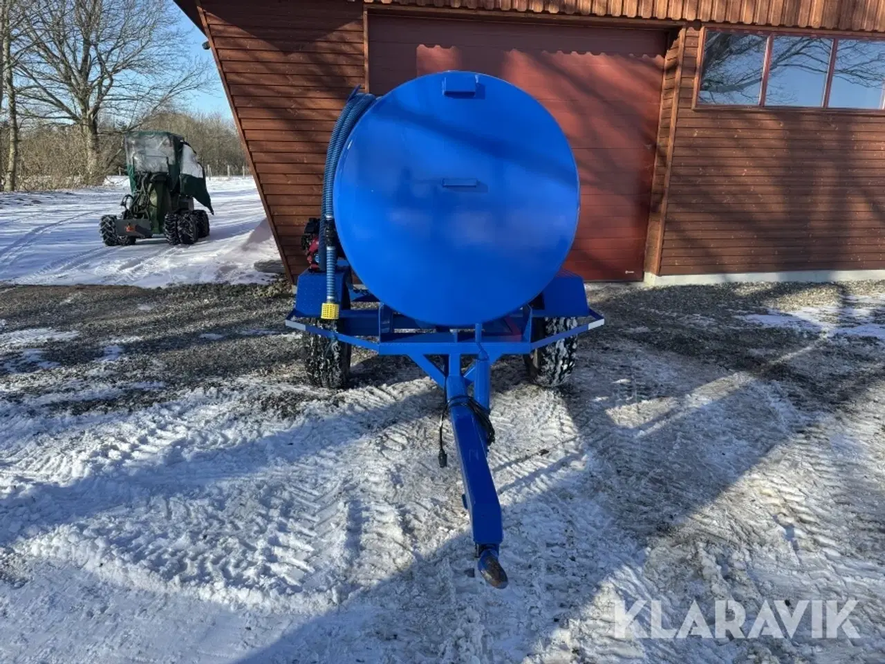 Billede 2 - Vandvogn Sandby 2500L med pumpe