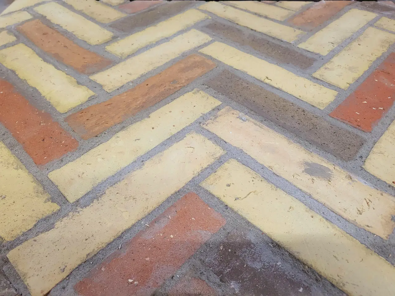 Billede 2 - Murstensskaller til gulve 