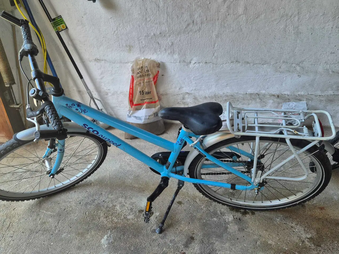 Billede 1 - Pigecykel lyseblå