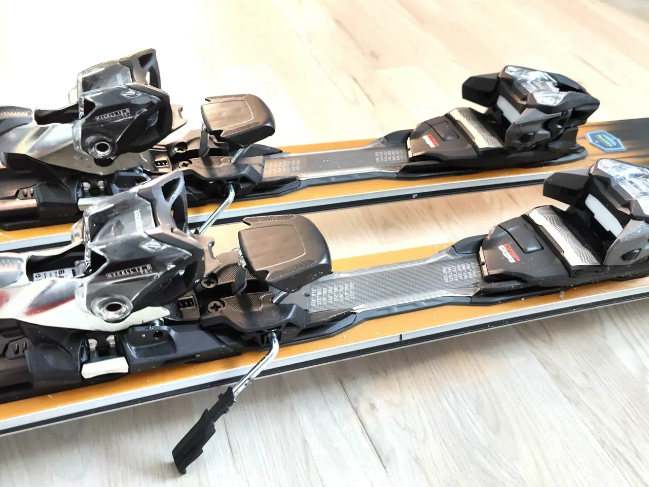 Billede 3 - K2 Disruption 82Ti 23/24 Ski med MXCELL 12 TCx Qui