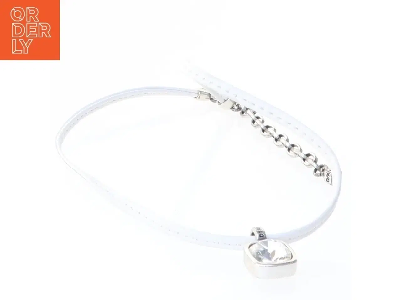 Billede 2 - Hvid halskæde med hjertevedhæng (str. 42 cm)