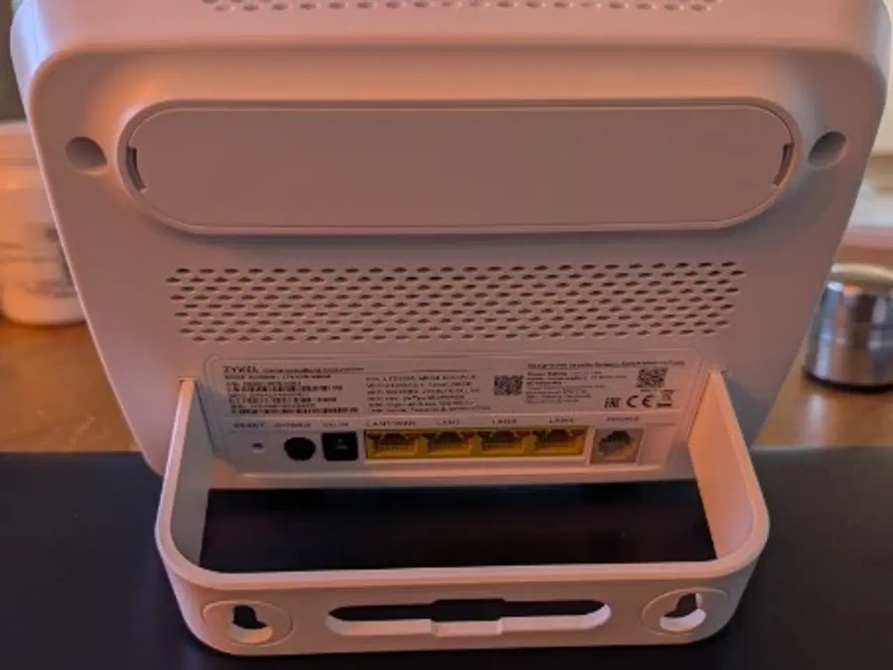 Billede 2 - Zyxel LTE3316-M604 Router til SIM-Kort sælges