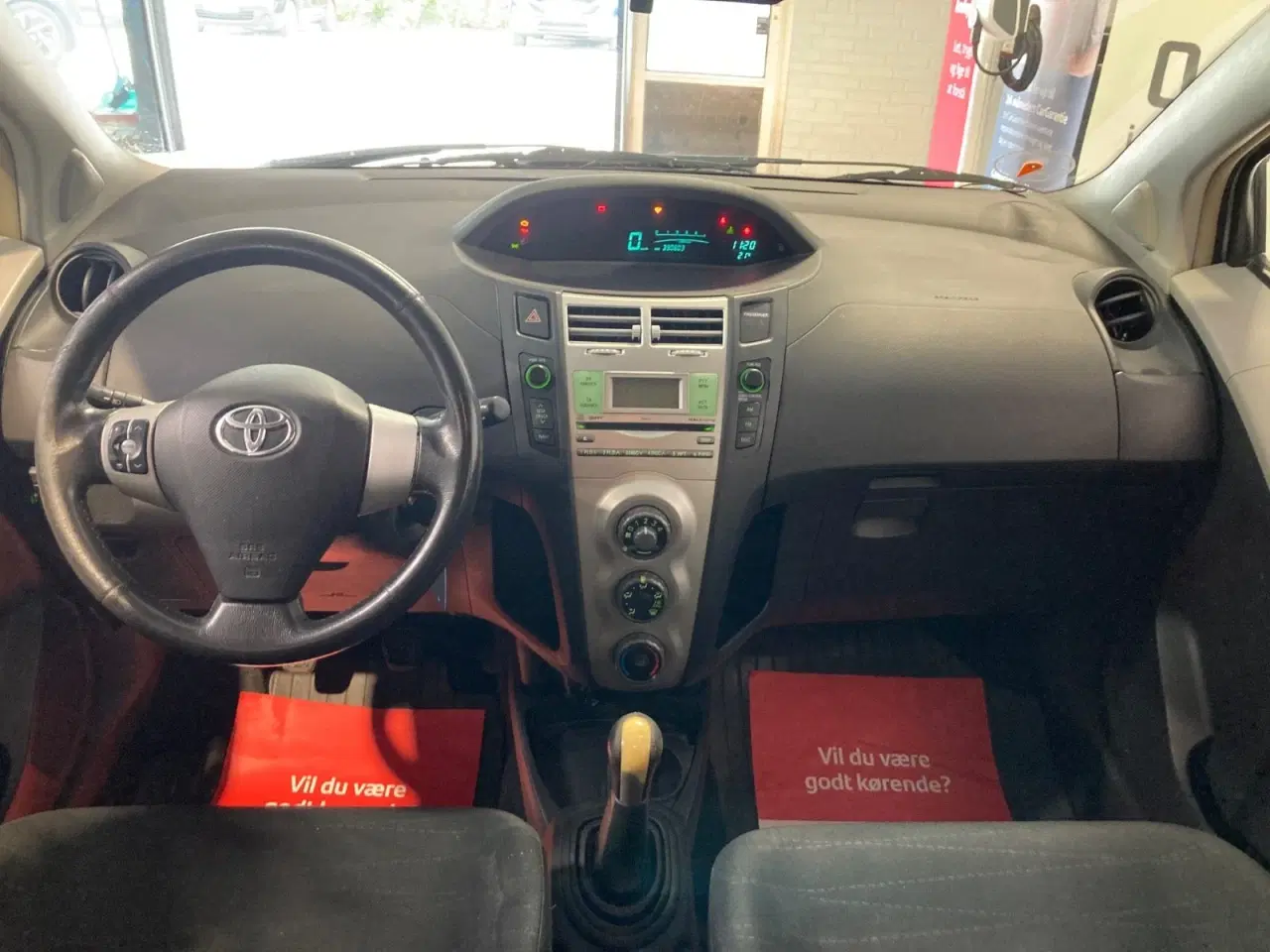 Billede 10 - Toyota Yaris 1,4 D-4D Luna