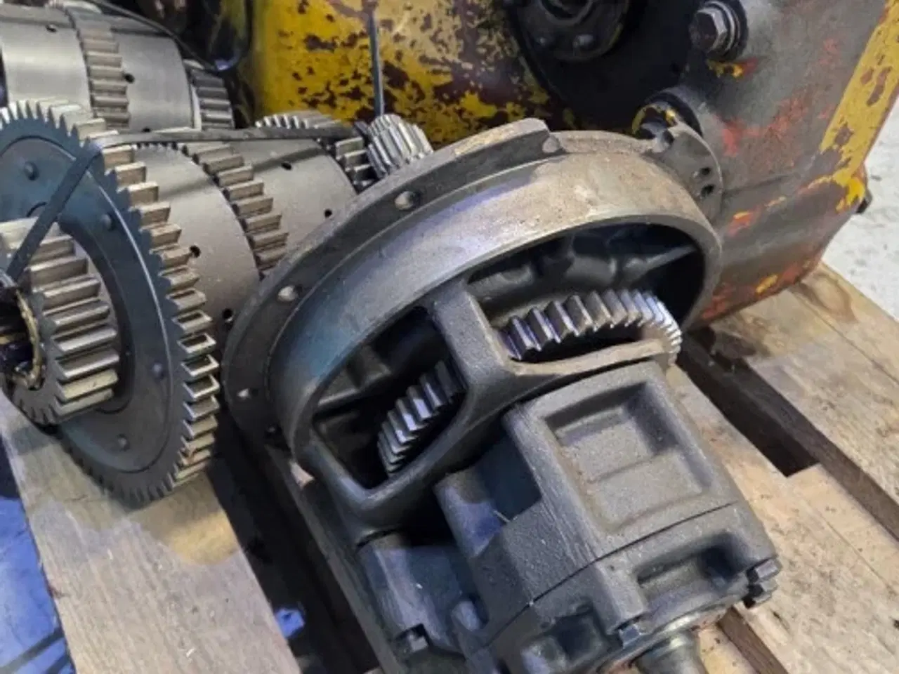 Billede 19 - Hydrema 806 Gearkasse 590004