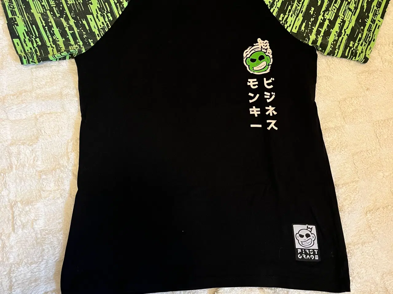 Billede 1 - T-shirt fra First grade 