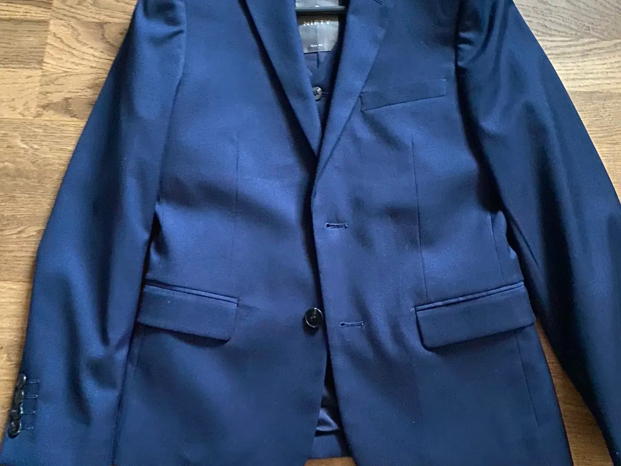 Billede 2 - Konfirmations jakkesæt. 