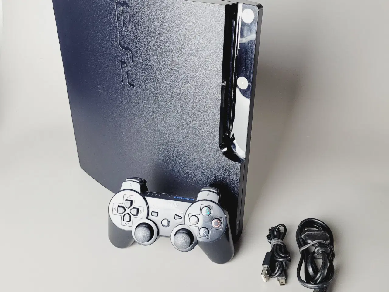 Billede 1 - 🕹️ PlayStation 3 (PS3) Slim - Inkl. Controller