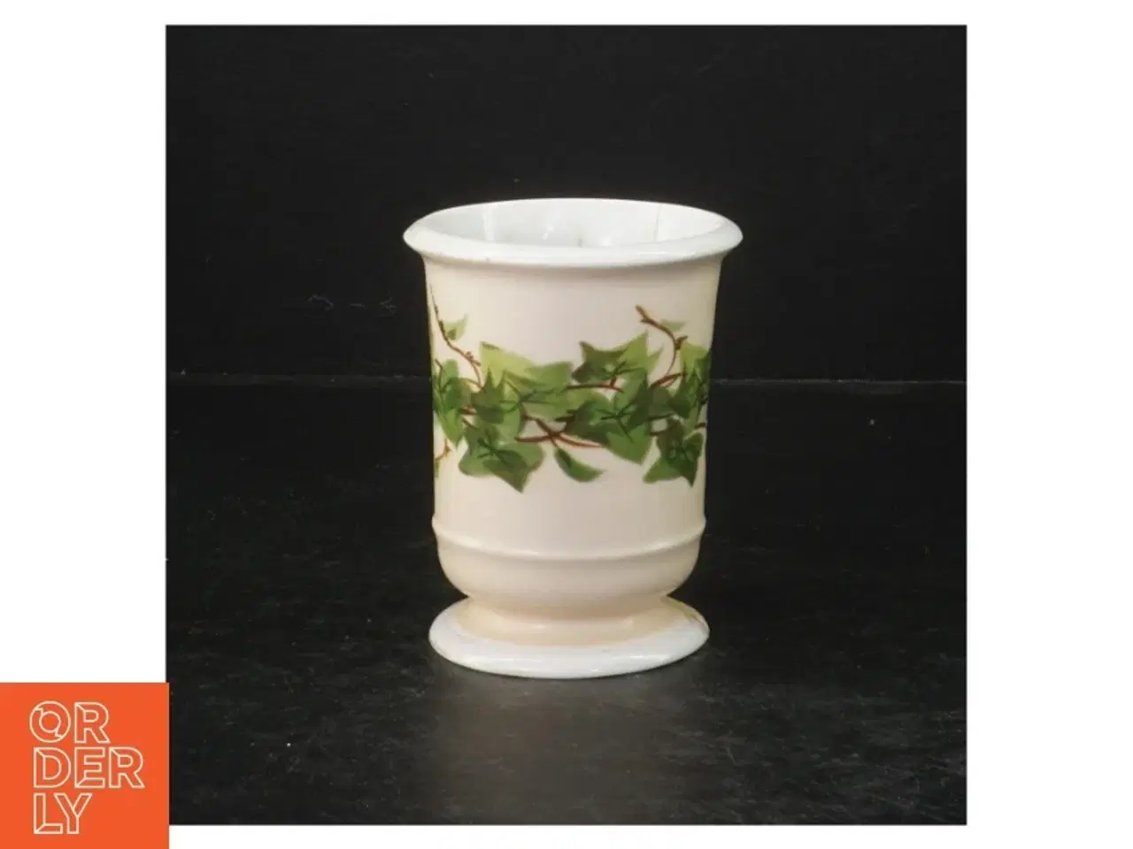 Billede 1 - vase fra B&G (str. Ø. 8 cm. længde, 10 cm)