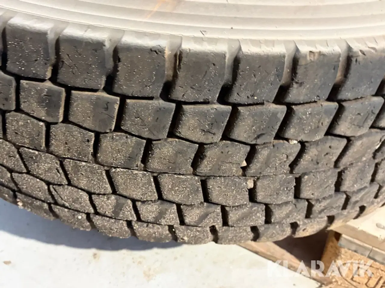 Billede 8 - Dæk Bridgestone R-drive 1 styk
