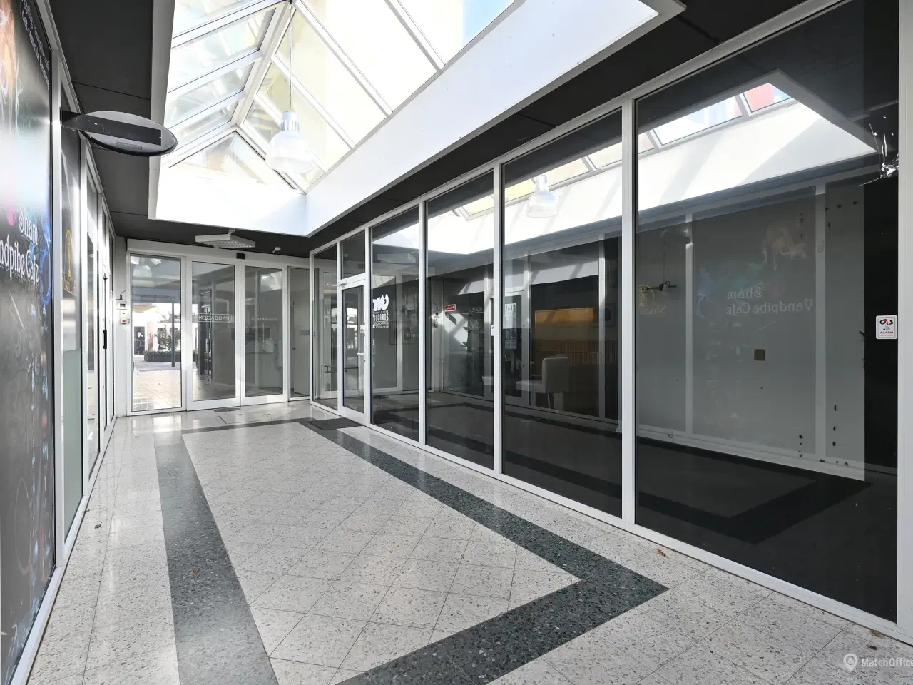 Billede 13 - Mindre butiks- eller kliniklokale i Herning Centrum
