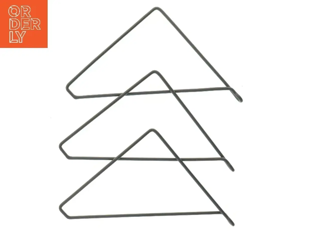 Billede 1 - Tre kantede hyldeknægte (str. 35,5x17, cm)