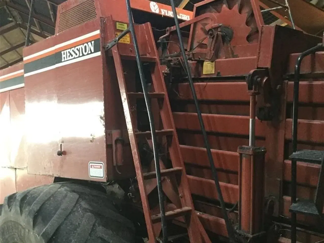 Billede 3 - Hesston 4900