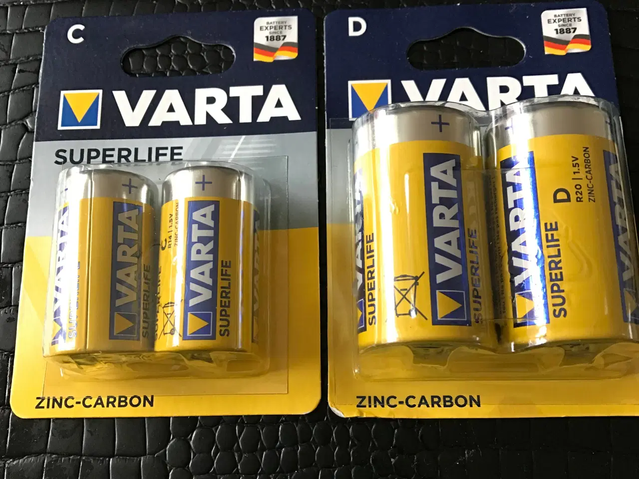 Billede 1 - Varta C og D batterier.