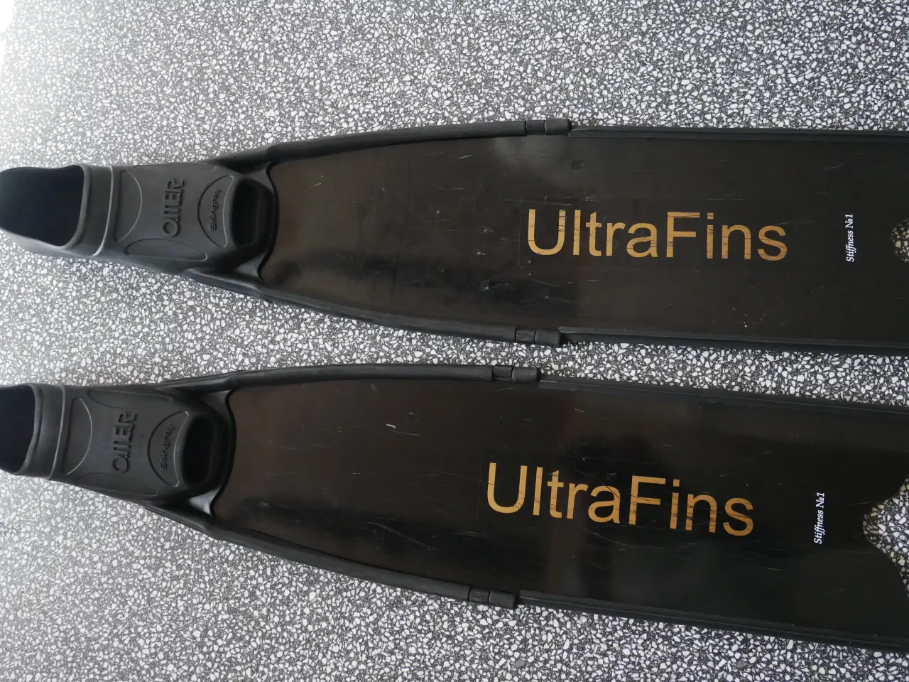 Billede 1 - Svømmefødder, finner til dykning