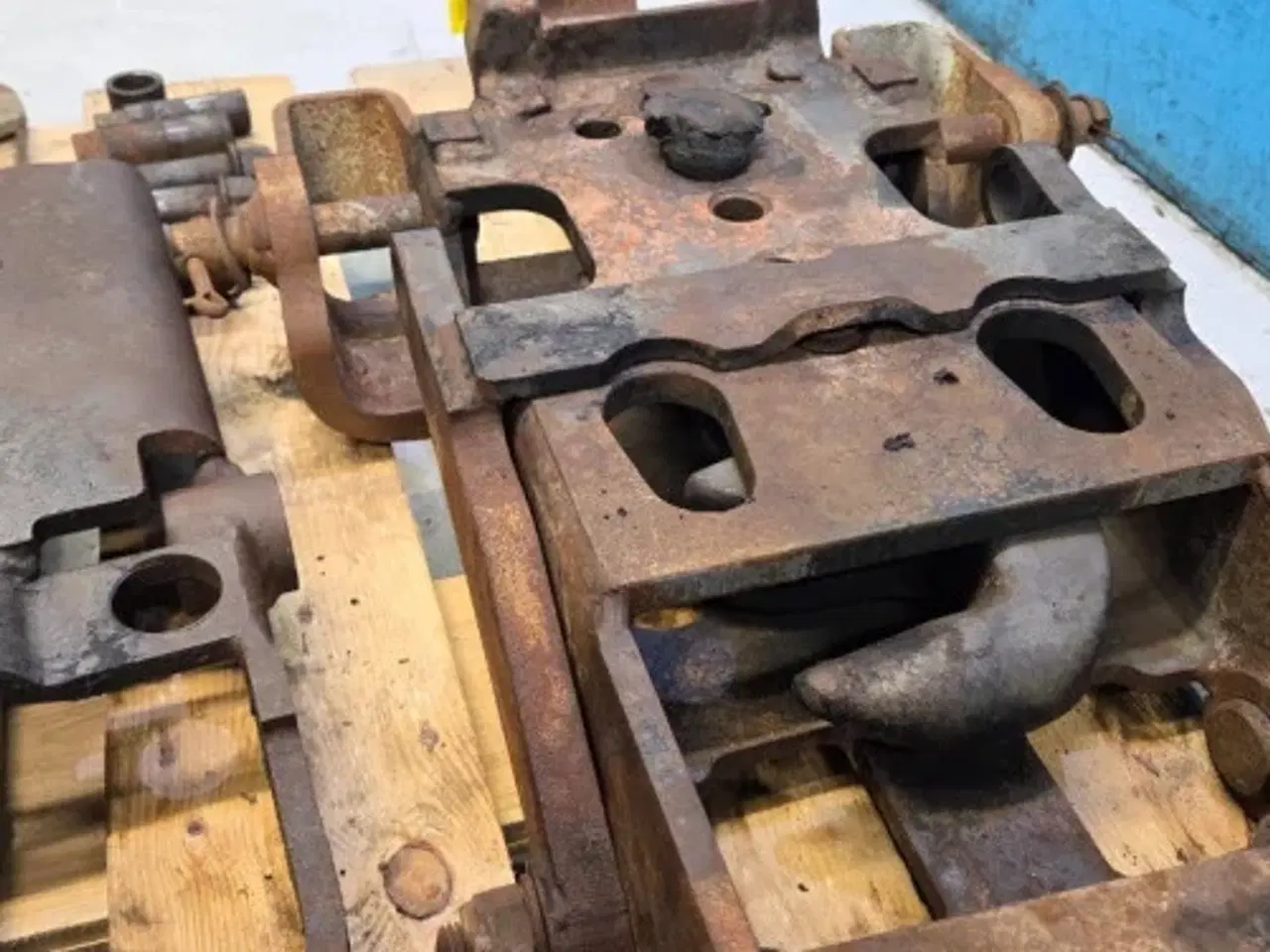 Billede 4 - New Holland M115 Hitch Træk Kit 82012769