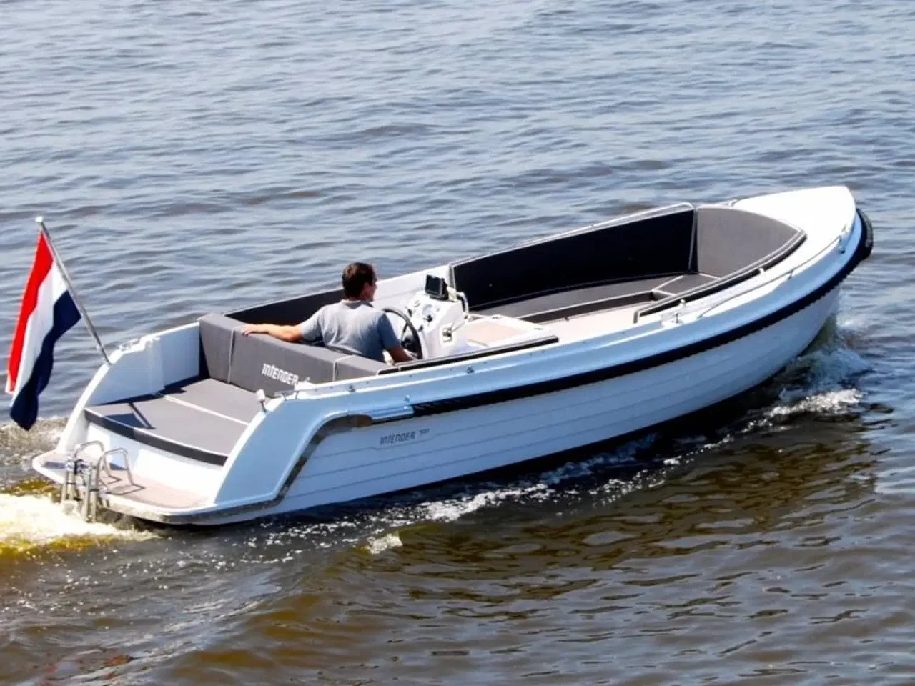 Billede 1 - Interboat Intender 700