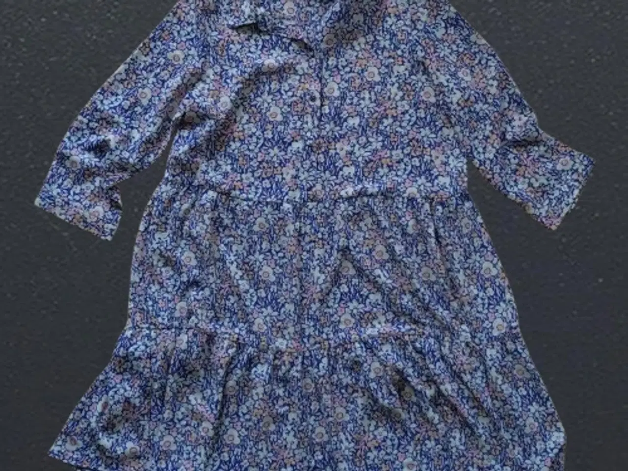 Billede 1 - Vero Moda Sommerkjole str. small sælges