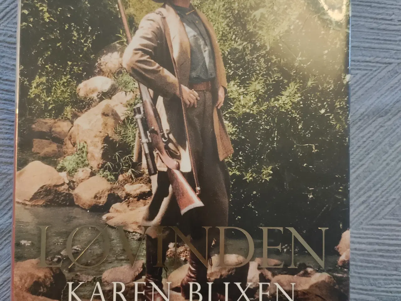 Billede 1 - Løvinden - Karen Blixen I Afrika - Tom Buk-Swienty