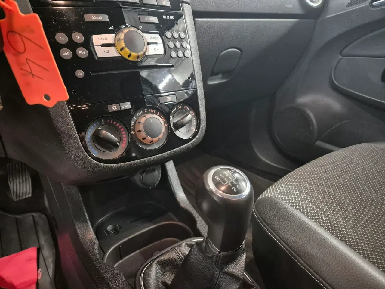 Billede 10 - Opel Corsa 1,3 CDTI DPF Edition 111 95HK 5d