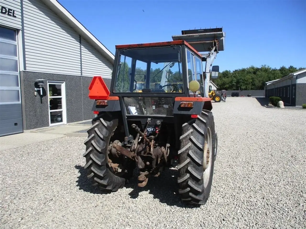 Billede 12 - Massey Ferguson 265 Med nye dæk og frontlæsser