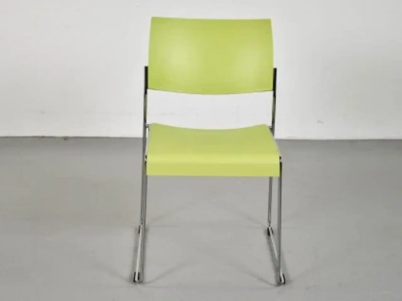 Billede 1 - Brunner linos stol med rækkekobling - grøn