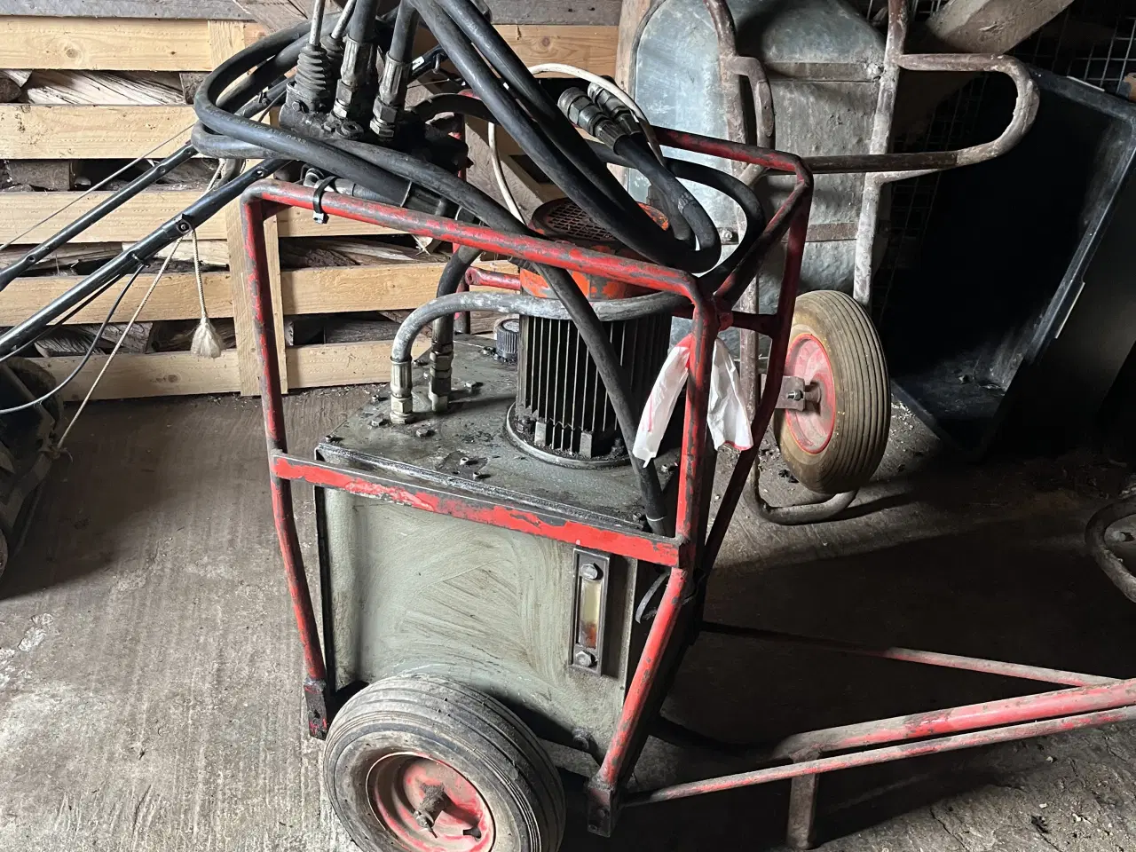 Billede 1 - Hydraulikstation