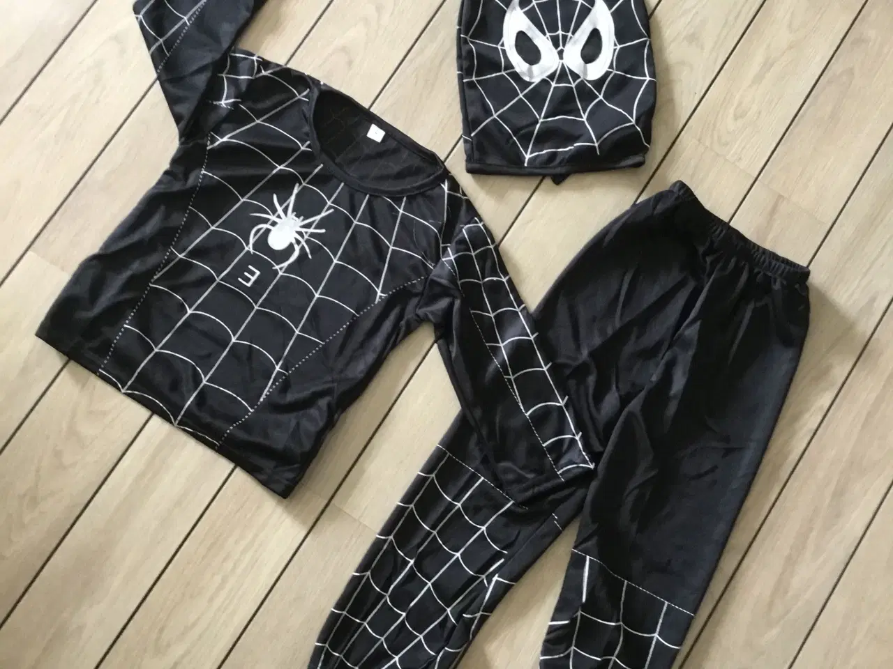 Billede 5 - Spiderman kostume str. 104 dragt udklædning med Sp