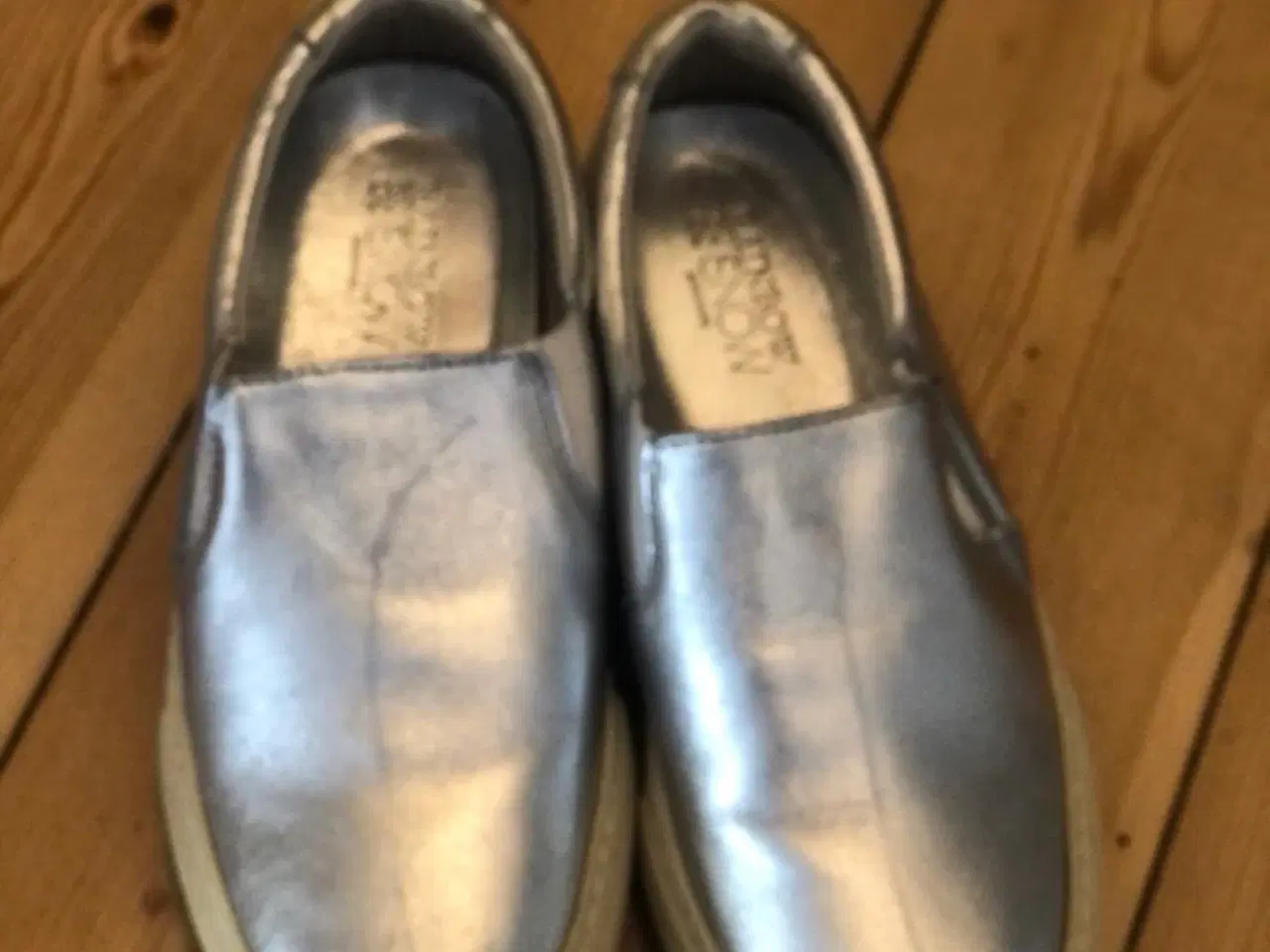 Billede 1 - Sølv sko - str. 35