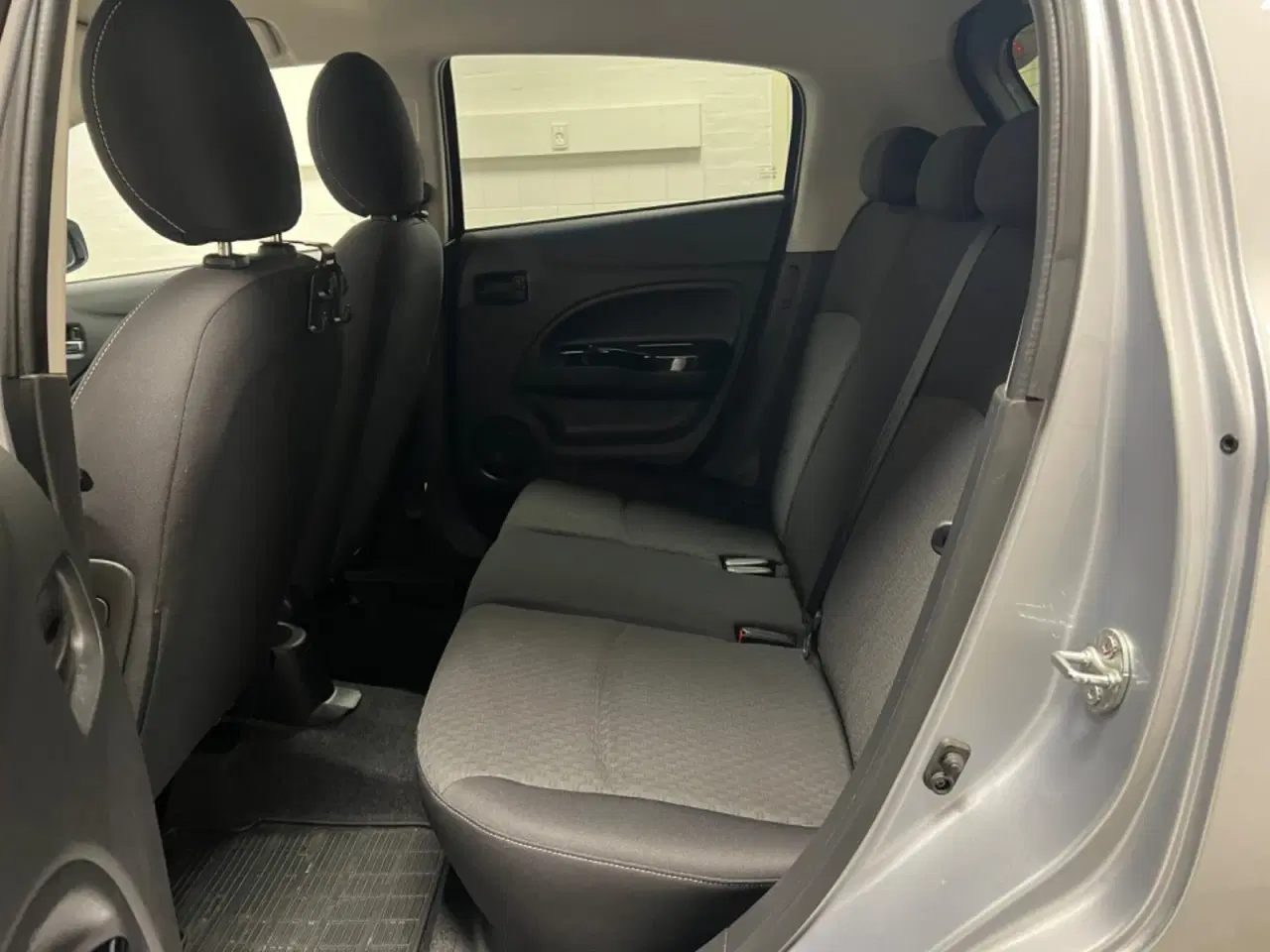 Billede 16 - Mitsubishi Space Star 1,2 Inlead