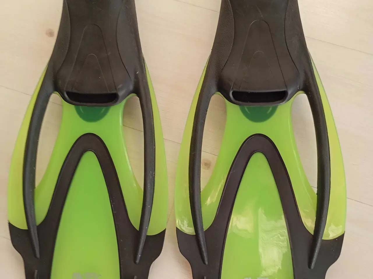 Billede 1 - Svømmefødder str. 41-42