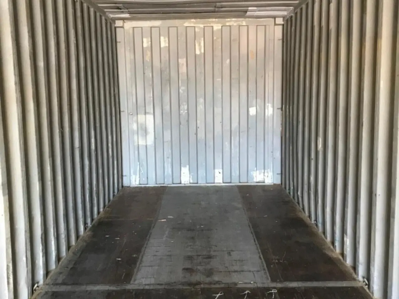 Billede 2 - Står på Sjælland - 40 fods DC Container - ID: TGHU