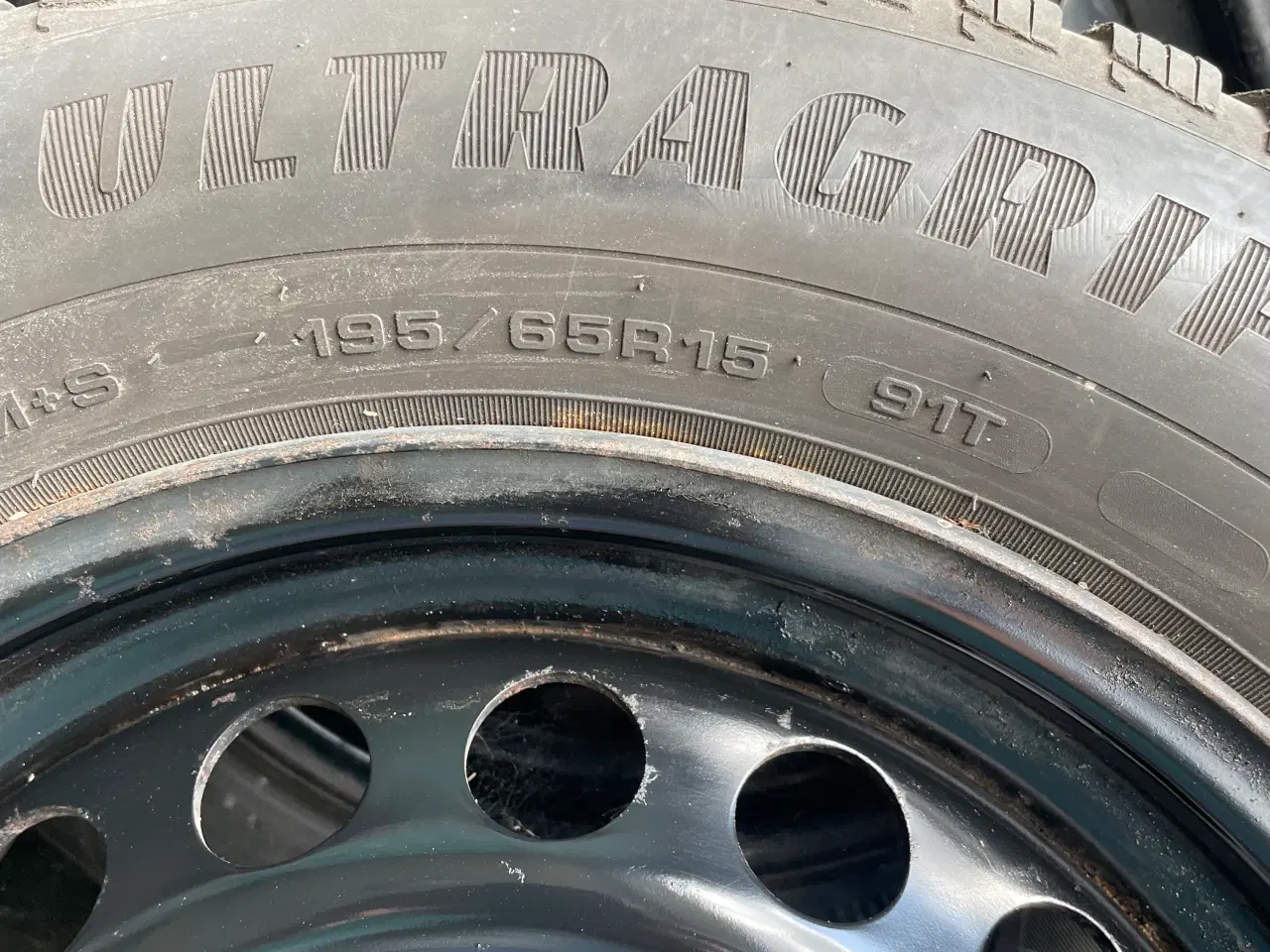 Billede 6 - 4 stk vinterdæk ultragrip 9  