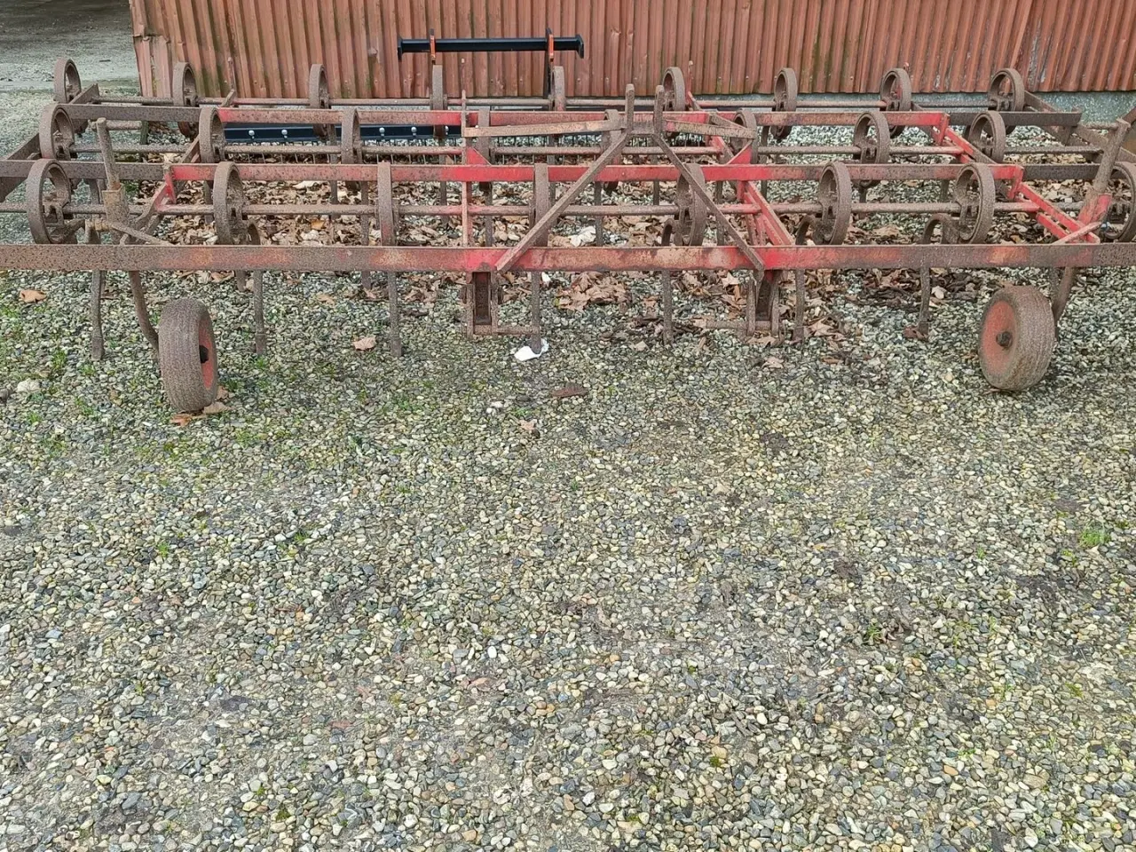 Billede 1 - - - - Såbedsharve ca. 3,7 meter 25 tands