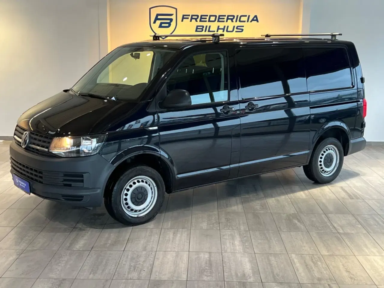 Billede 1 - VW Transporter 2,0 TDi 140 Kassevogn DSG kort