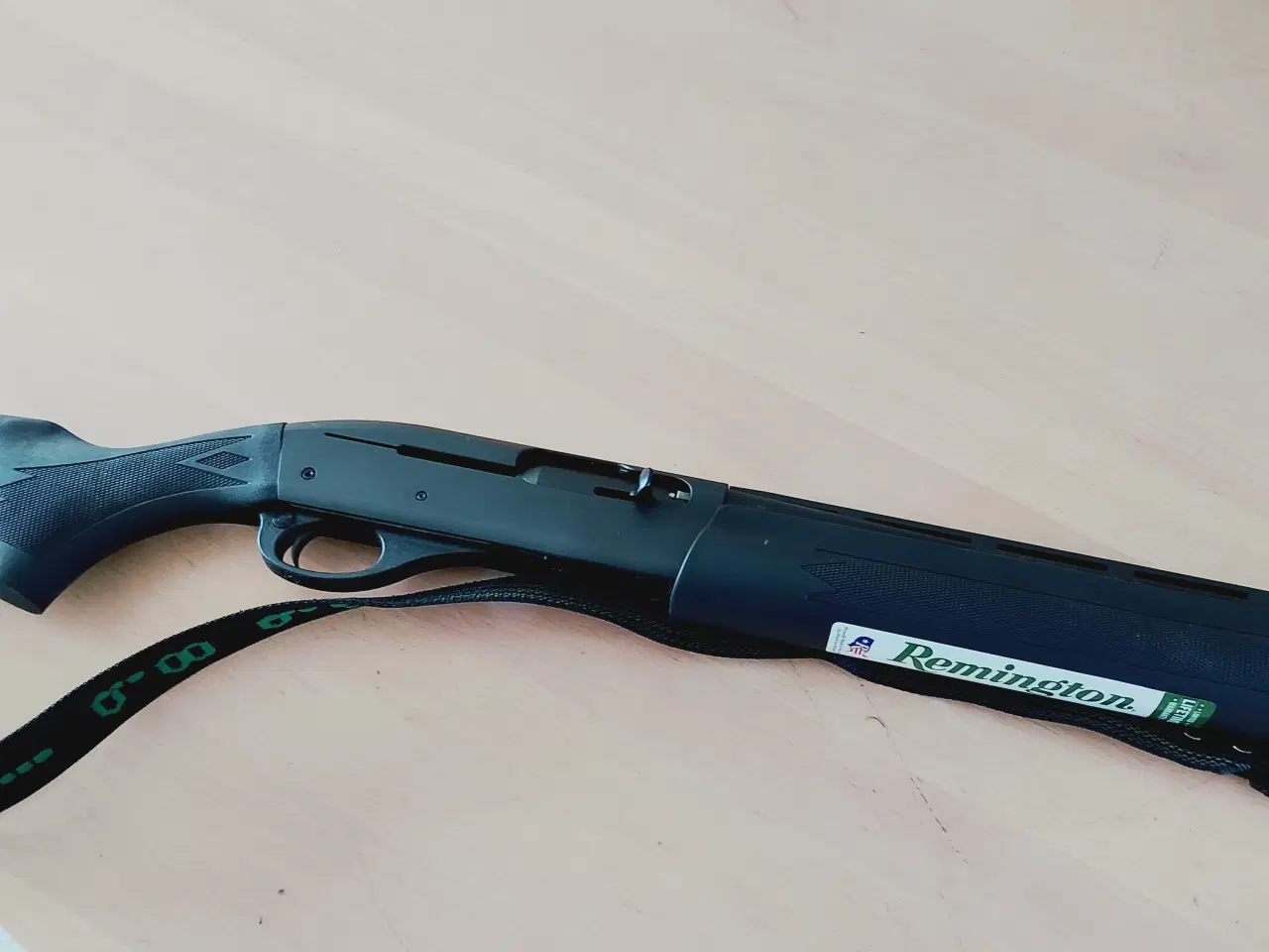 Billede 1 - Halvautomat cal 20 Remington